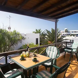 Villa 2br Beach House - Solarium & Shower Terrace - 12, Puerto del Carmen (Lanzarote)